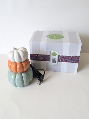 Scentsy - Color Me Pumpkin Warmer - New in Box